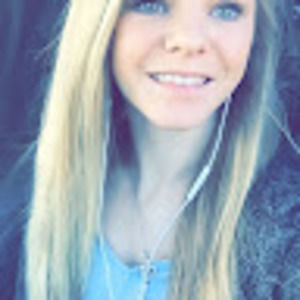 Meet your Posher, Katelyn